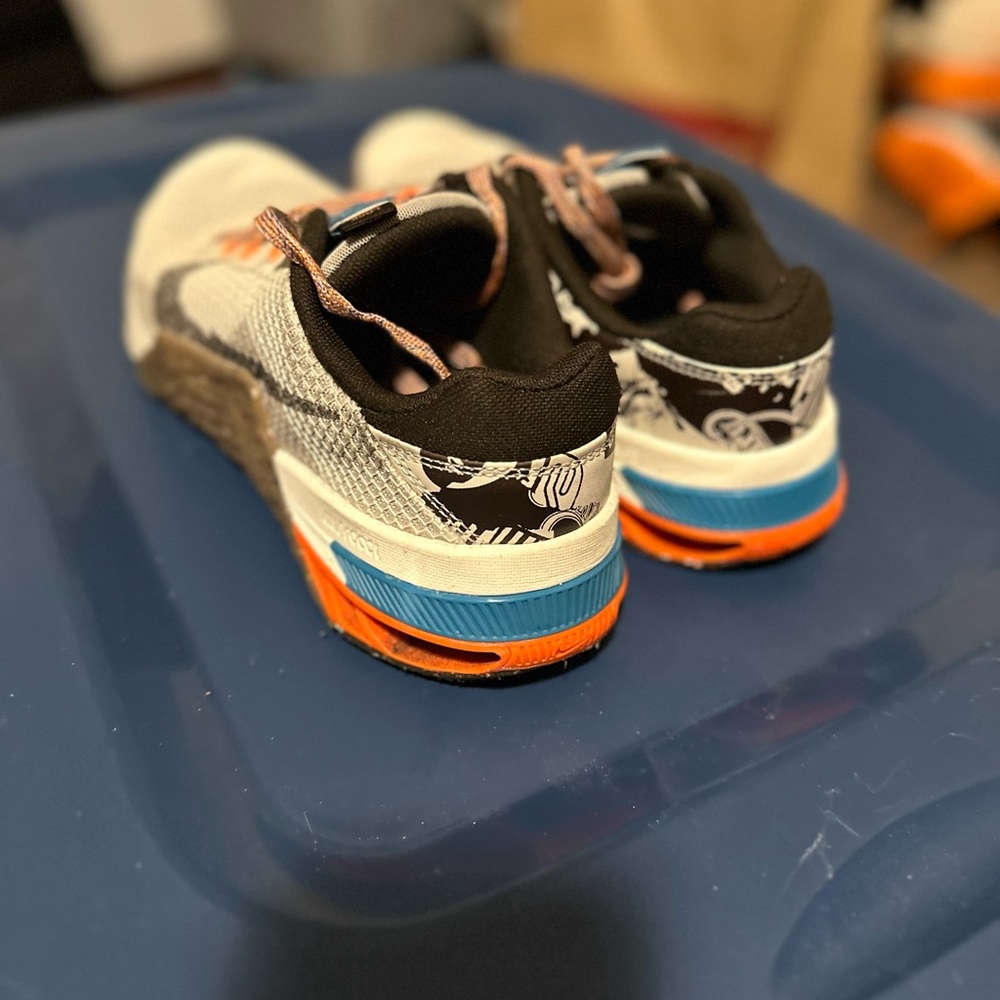Metcon 7 “Multi Speckled” size:9.5